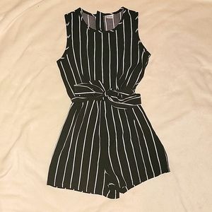 Size 9-10, true size 8-10, black and white girls romper